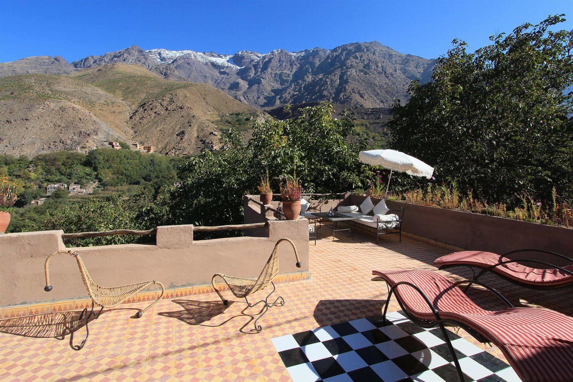 Bed & Breakfast Dar Adrar 3*